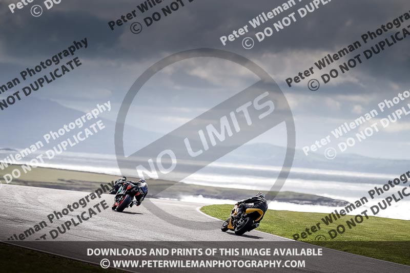 anglesey no limits trackday;anglesey photographs;anglesey trackday photographs;enduro digital images;event digital images;eventdigitalimages;no limits trackdays;peter wileman photography;racing digital images;trac mon;trackday digital images;trackday photos;ty croes